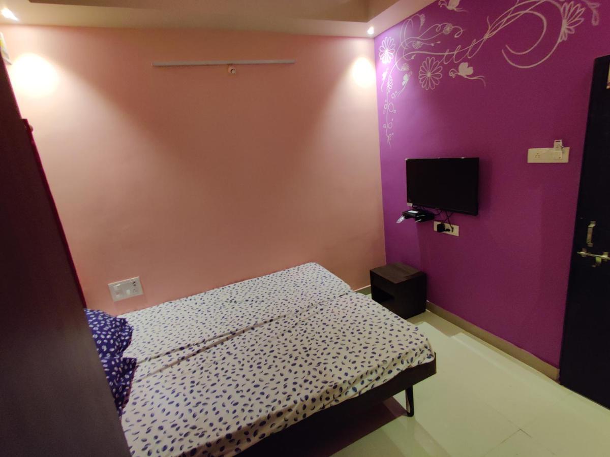 Bandekar Home Stay Malvan Luaran gambar