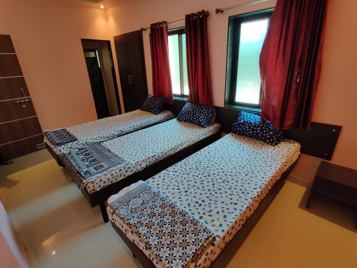 Bandekar Home Stay Malvan Luaran gambar